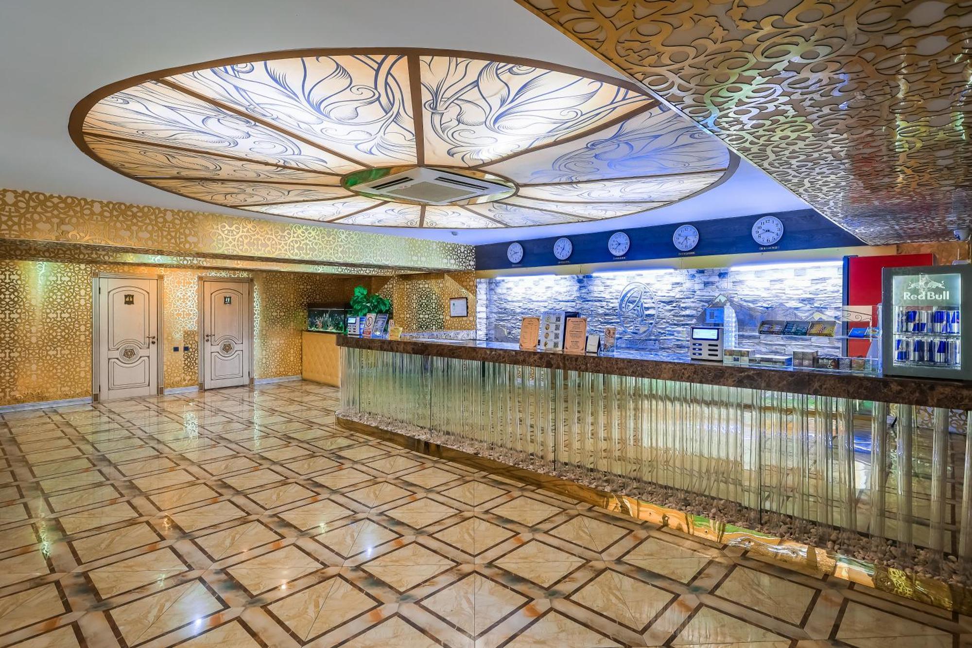 Grand Opera Hotel 4*