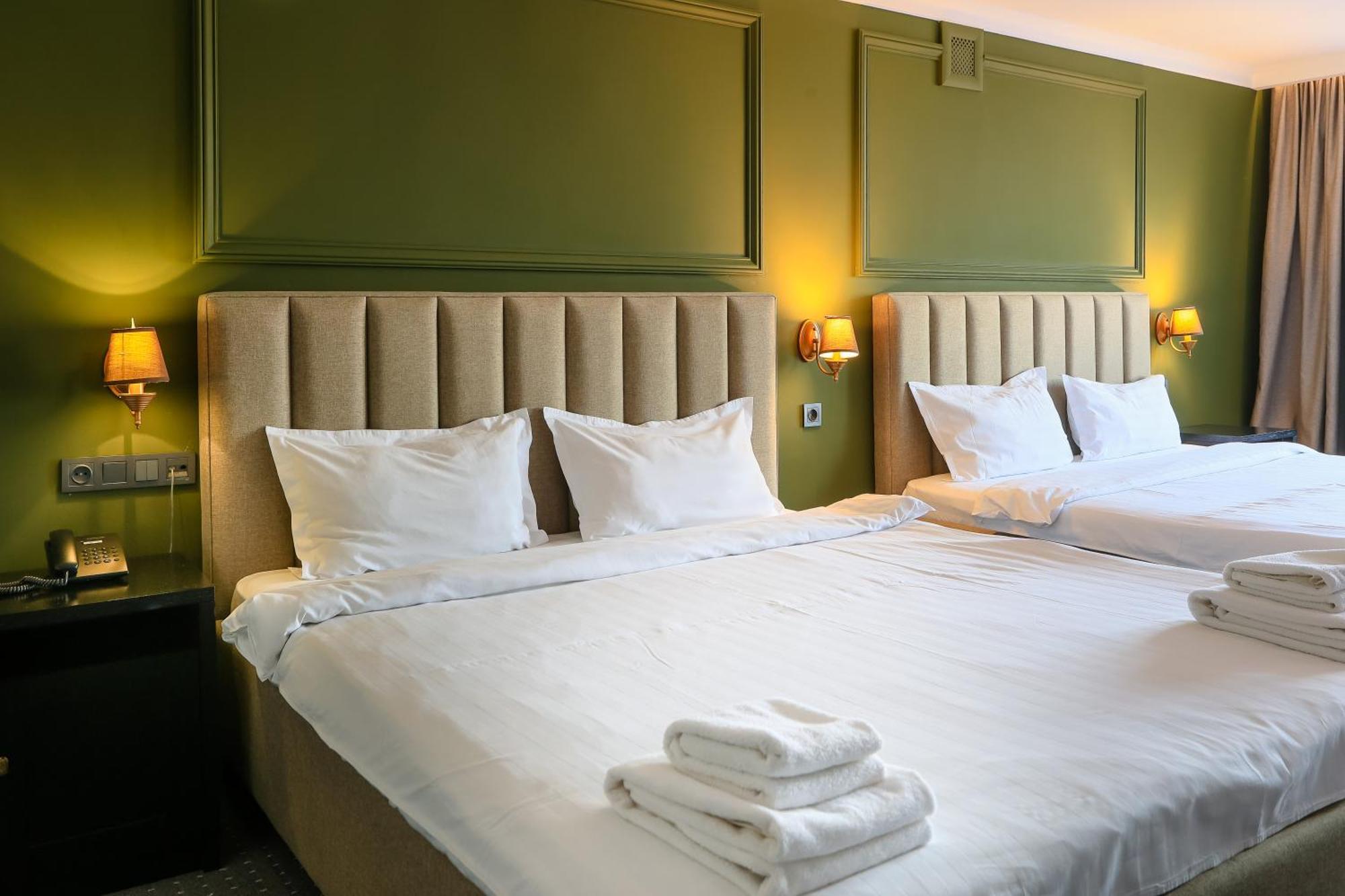 Grand Opera Hotel 4*