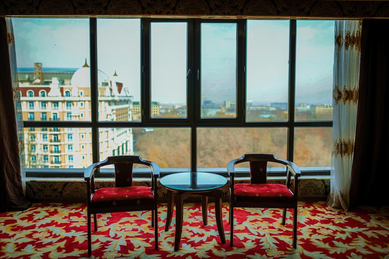 Grand Opera Hotel 4*